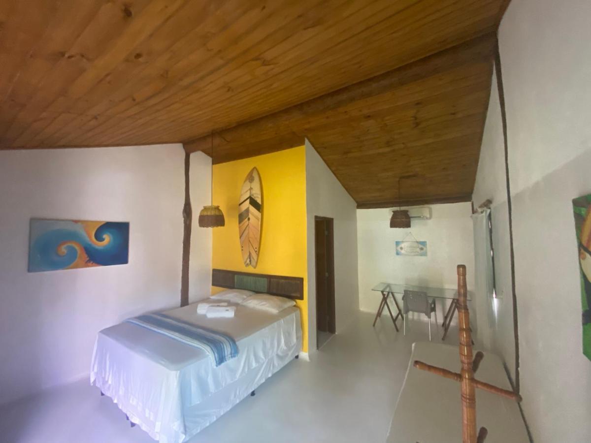Bahia Surf Camp Hotell Abrantes Exteriör bild