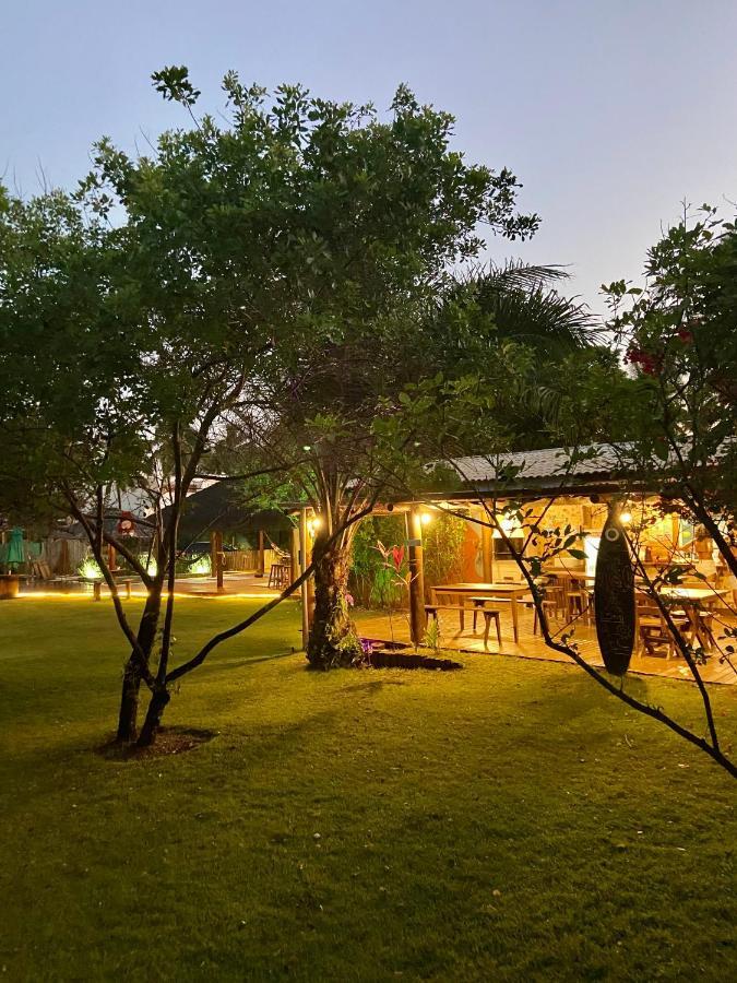 Bahia Surf Camp Hotell Abrantes Exteriör bild