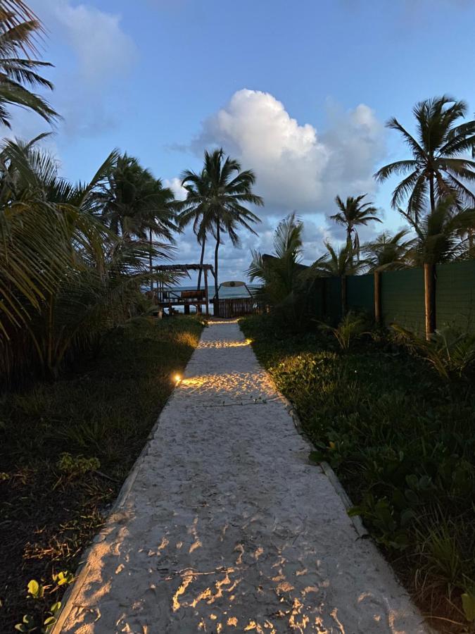 Bahia Surf Camp Hotell Abrantes Exteriör bild